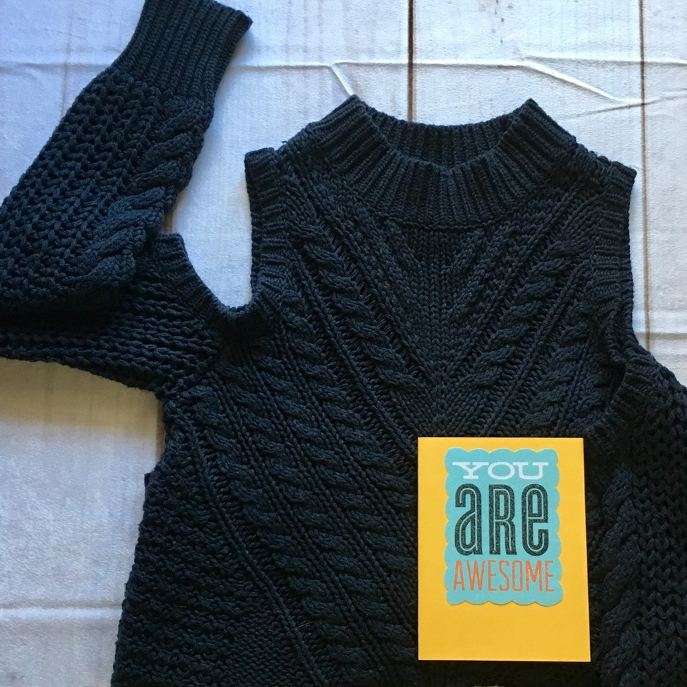 Aeropostale Cold-Shoulder Sweater XS